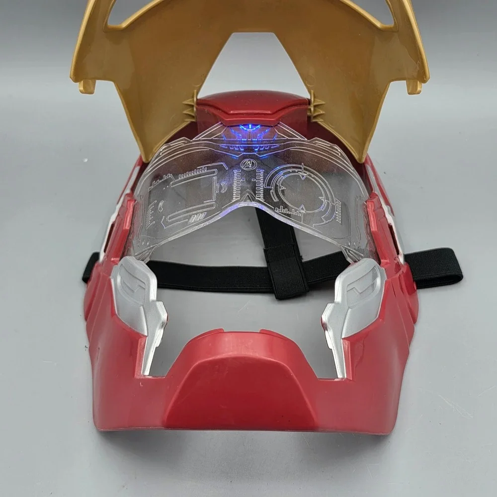 Hasbro Iron Man Mask Red Gold Avengers Flip FX Light Up HUD E6502 Toy